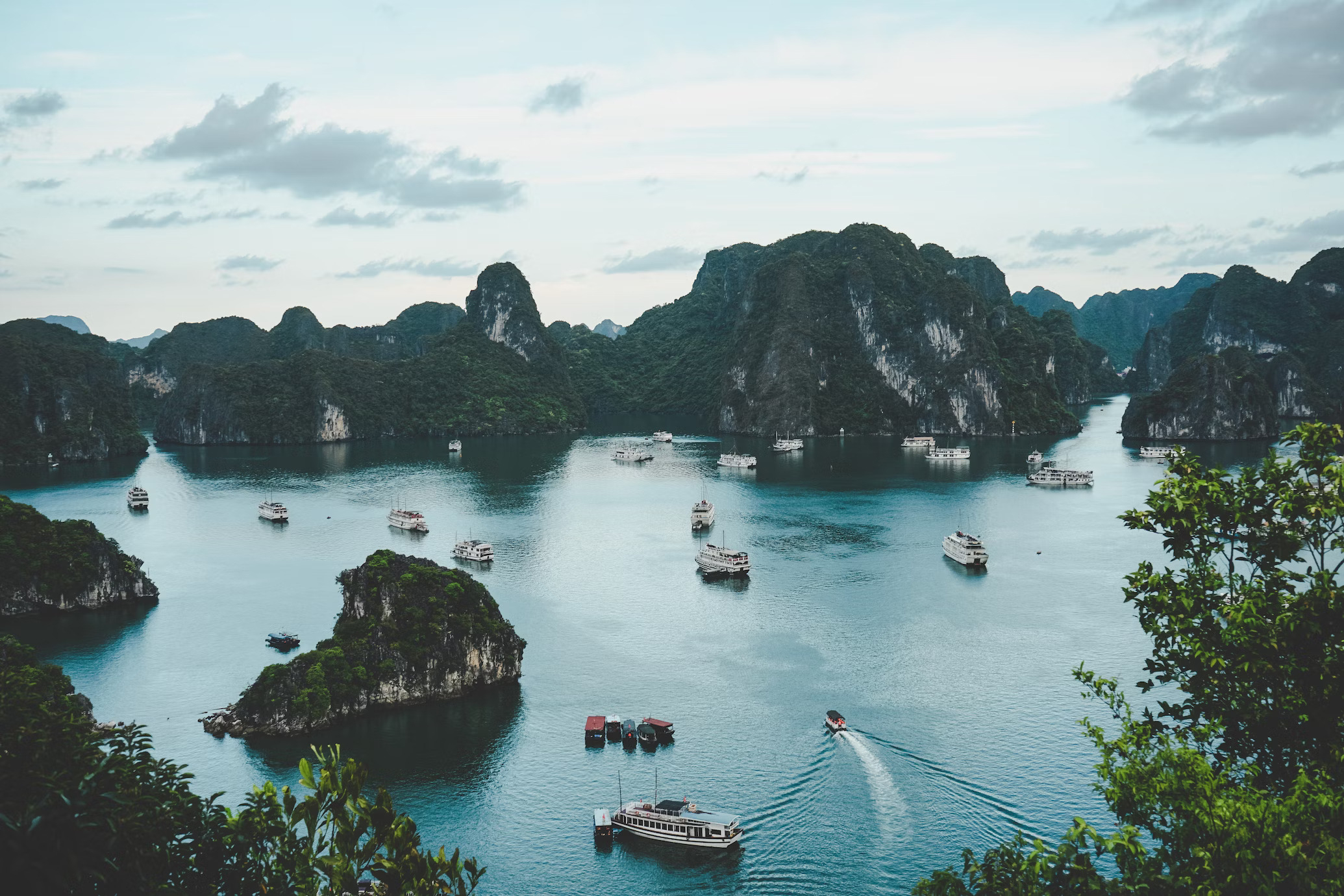 Hues of Vietnam: A Colorful Adventure in Southeast Asia